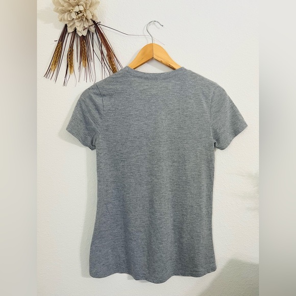 Disney Mickey Mouse Gray Graphic Tee Size XS - Picture 5 of 5